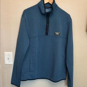 L.L. Bean Blue Airlight Pullover Ribbed size L